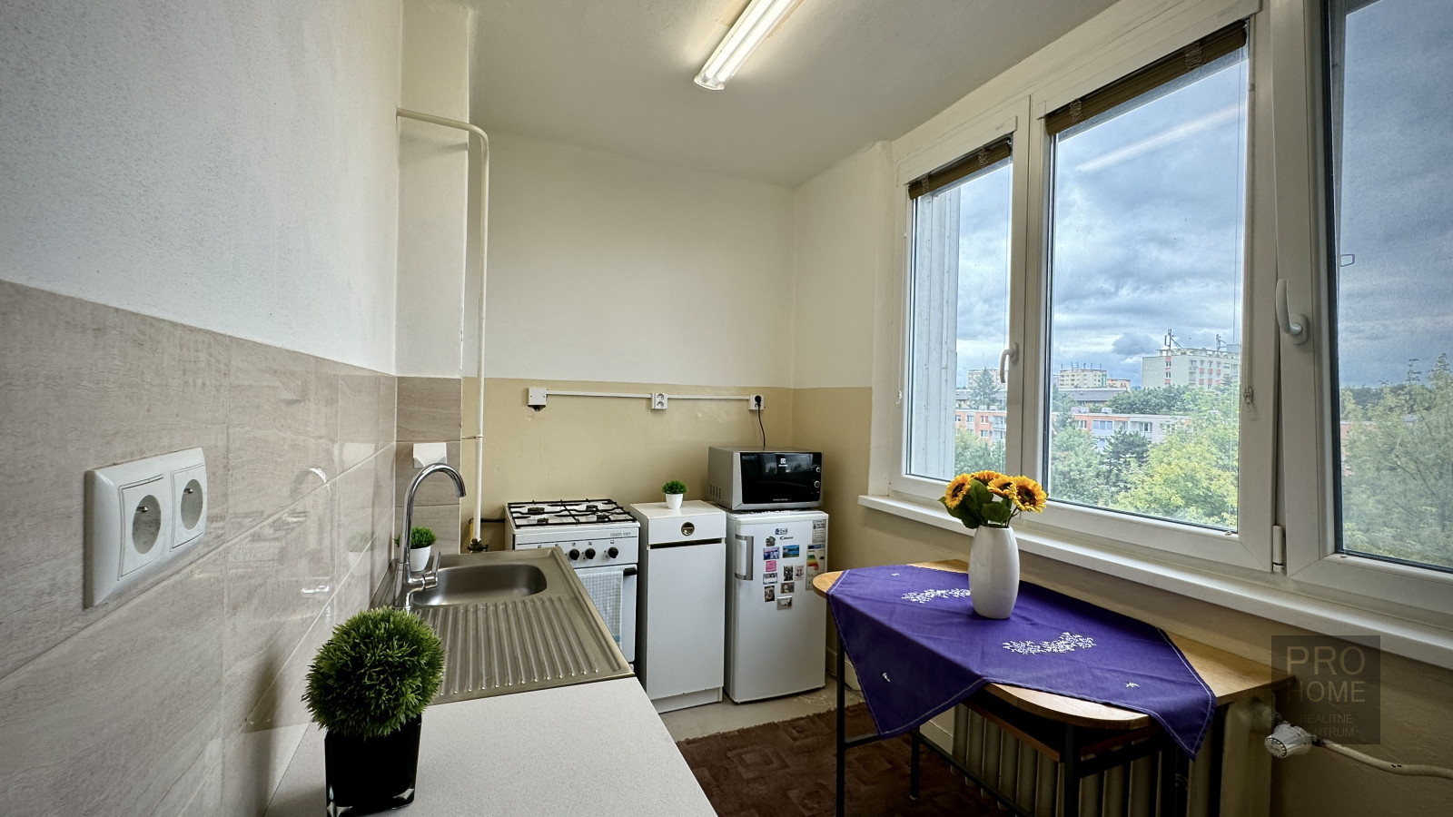 PREDANÉ NA PREDAJ 3 izb. byt, 70 m2, sidl. 2, PO