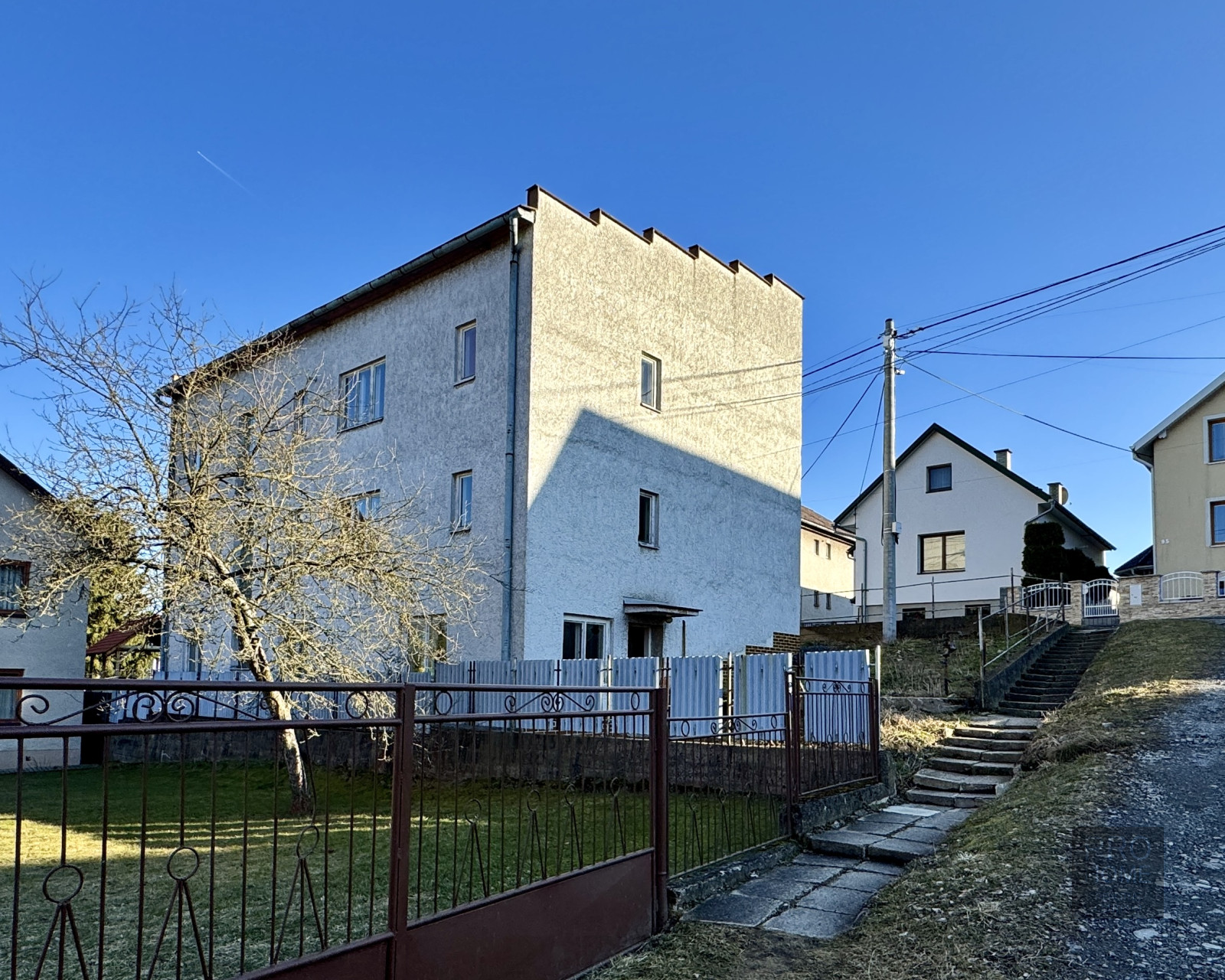 Rodinný dom s pozemkom a potencionálom